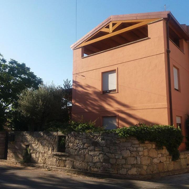 B&B Casa Ghiani Isili 外观 照片
